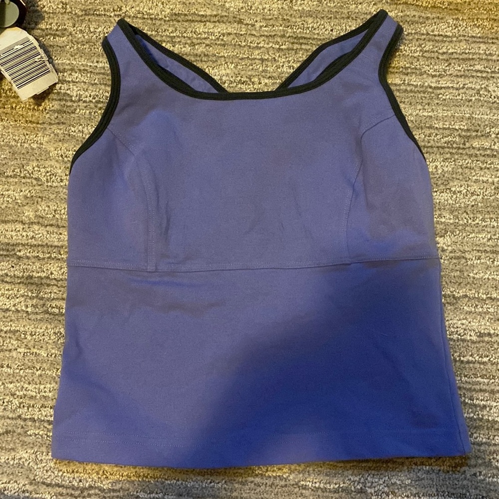 Patagonia sports top purple, women‘s size M